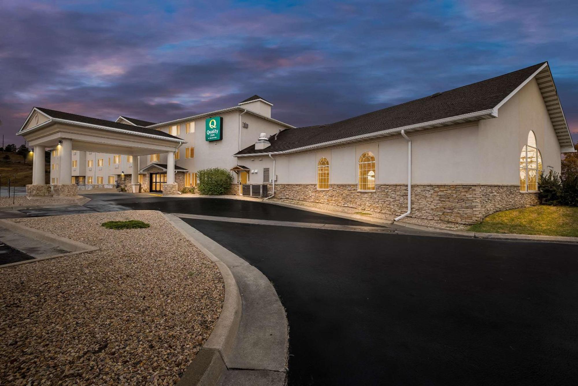 Quality Inn Near Monument Health Rapid City Hospital Exterior foto